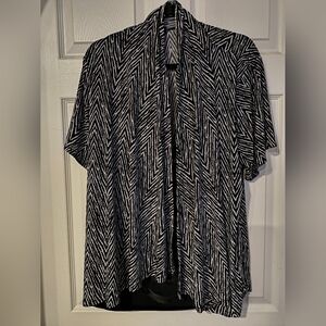 Women's Black and White Zigzag Shirt